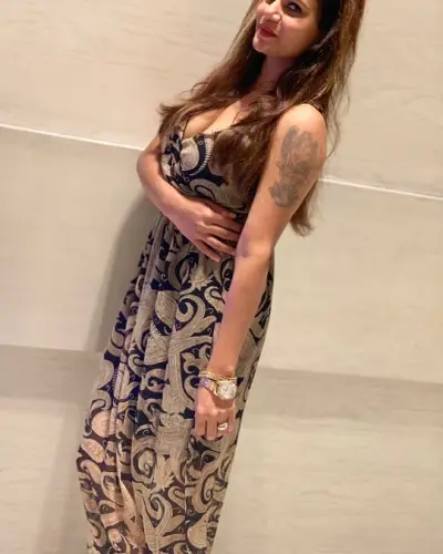 Pandua Escort